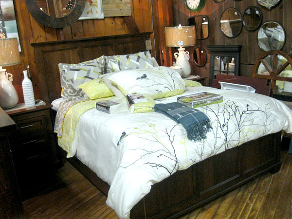 Algonquin queen bed in finished brown maple